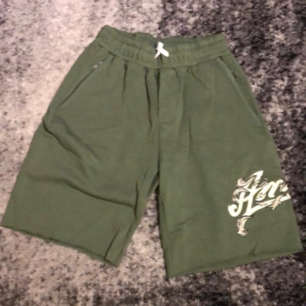 Amiri Filigree Cursive Smothered Logo Thyme Green Cotton Shorts Men’s Size Large